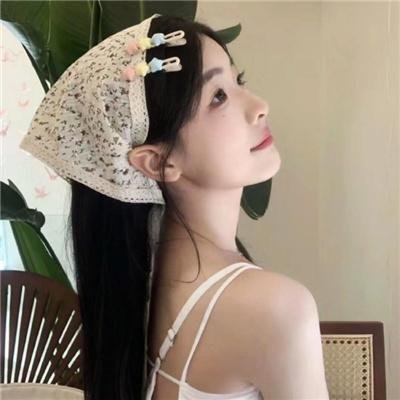 挟刀揉手